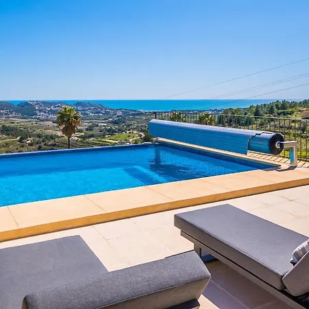 Luxury With Panoramic Views Over Moraira *